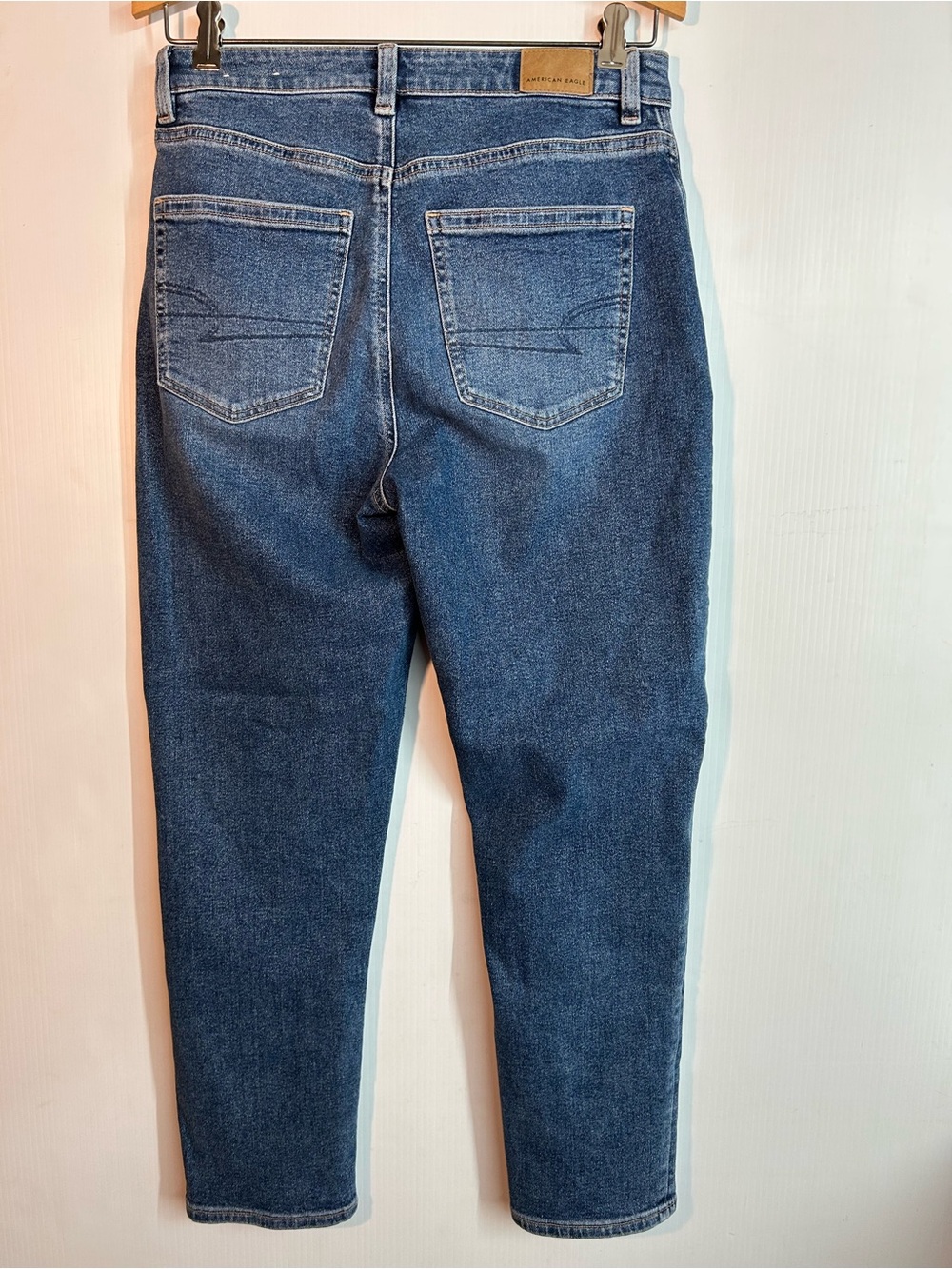 American Eagle mom Jeans stretch 4 short 28/26”